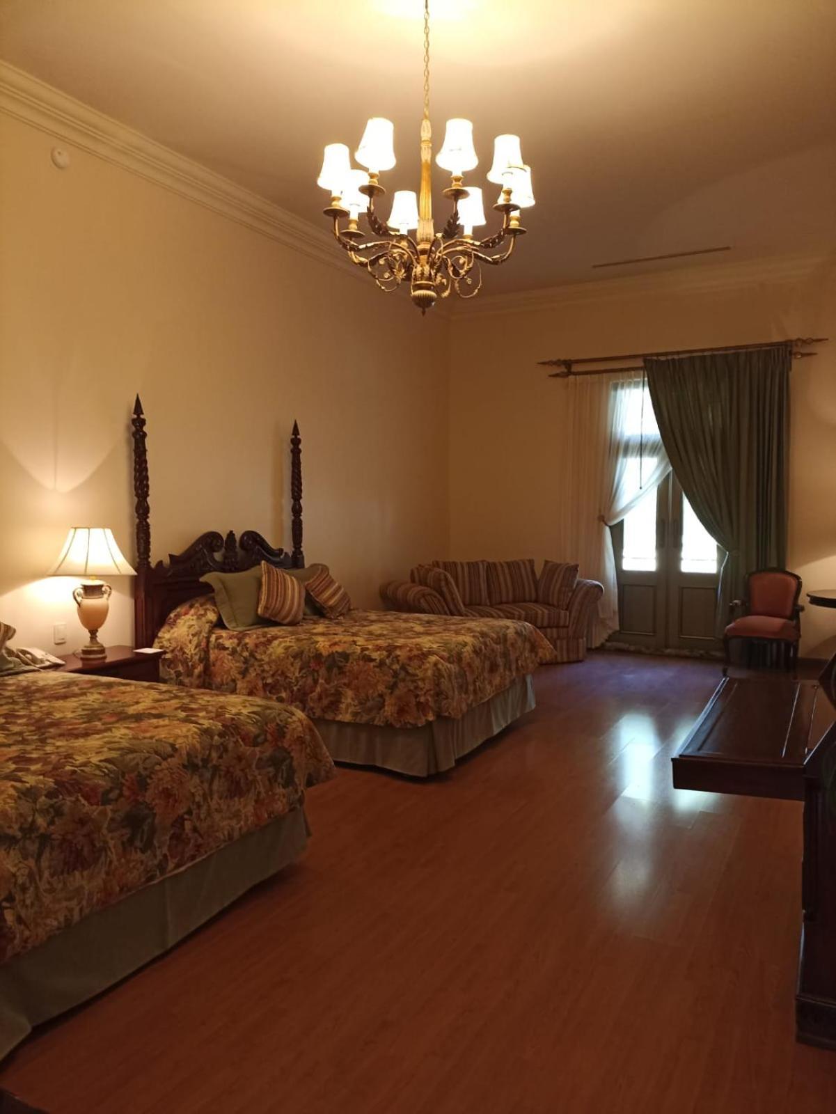 Hotel Real Hacienda Santo Tomas Colonia Gustavo Baz Prada Esterno foto