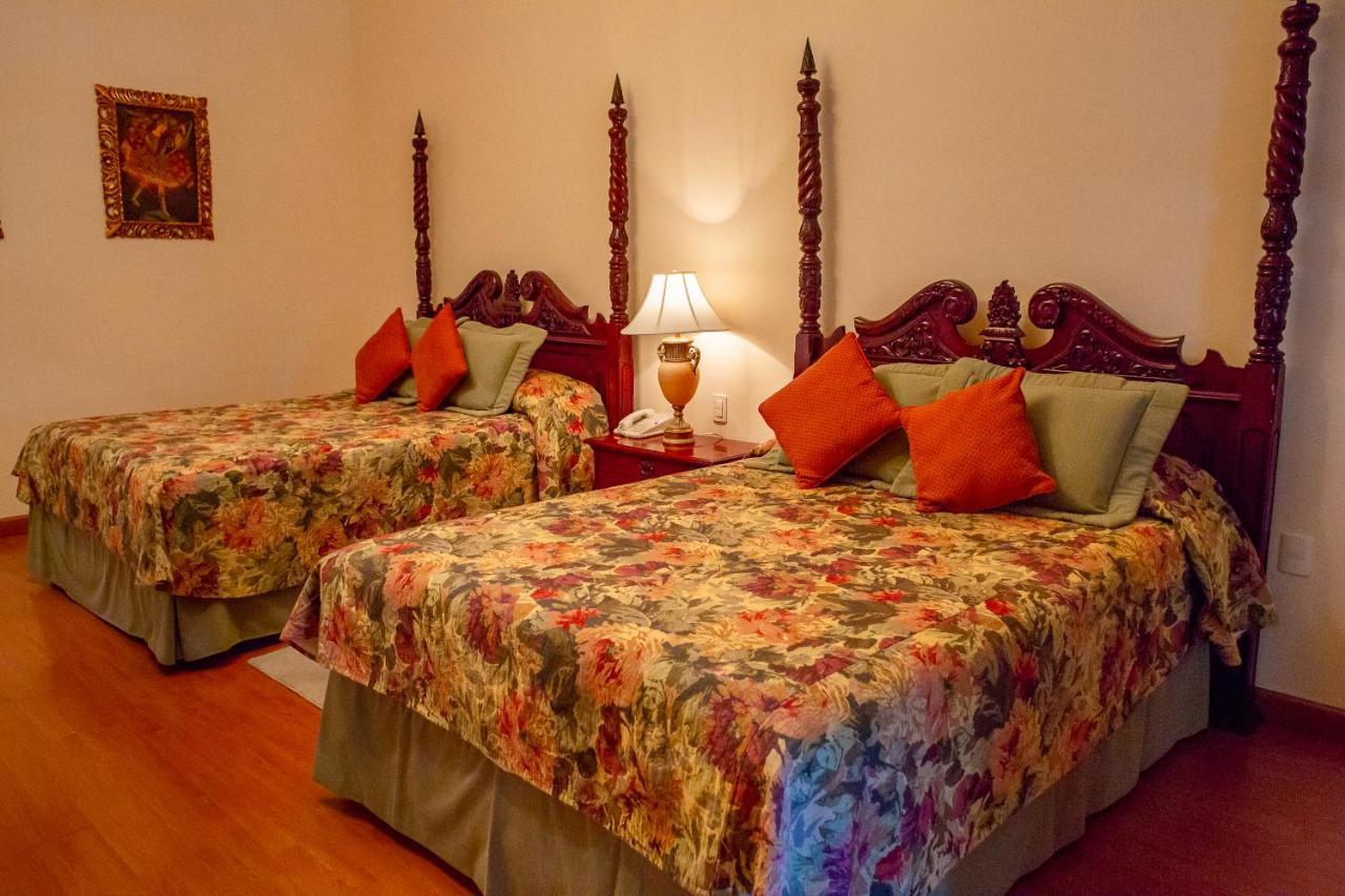 Hotel Real Hacienda Santo Tomas Colonia Gustavo Baz Prada Esterno foto